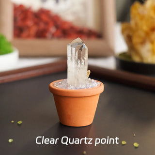 1pc Natural Crystal Stones Mini Clay Pot Base Amethyst Quartz Healing Gemstones Potted Plant Style Crafts Feng Shui Home Decor
